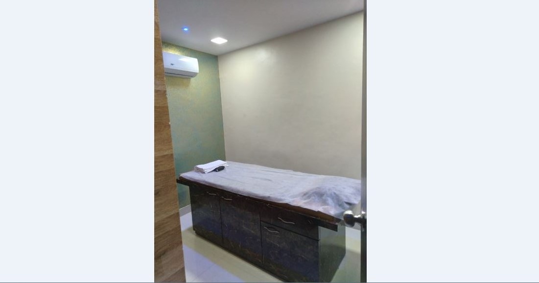 Woodhouse Spa in Nagari Niwara Parishad Rd, Goregaon East, Mumbai